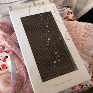 Side Jewel Fishnet Tights